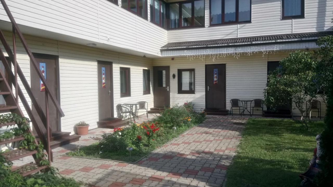 Hotel Veagles Narva-Jõesuu エクステリア 写真
